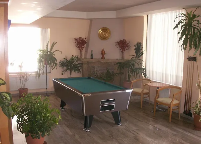 Imperial מלון 2*